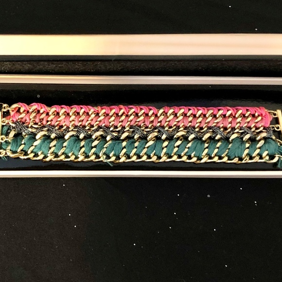 Bracelet - Picture 1 of 2